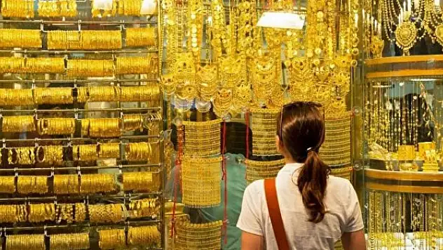 Putin talimatı verdi altın fiyatları yükselişe geçti: Son bir yılın zirvesinde