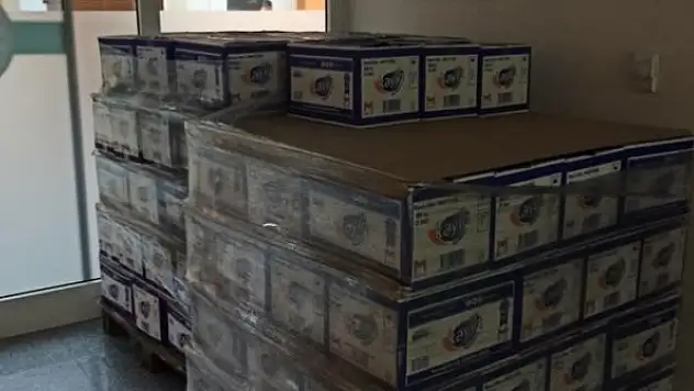 MÜSİAD Covidli hastalar için su bağışında bulundu