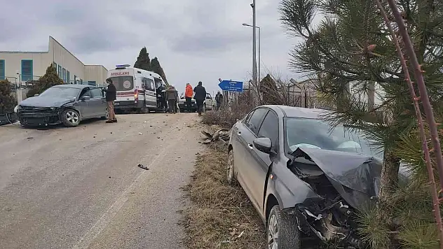 Bilecik'te trafik kazası: 2 yaralı