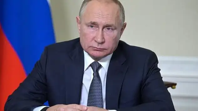 Putin: Küresel ekonominin parçası olmaya devam edeceğiz