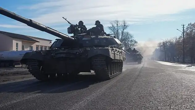 Kiev'deki Gostomel askeri havaalanının kontrolünü elinde tutuyor