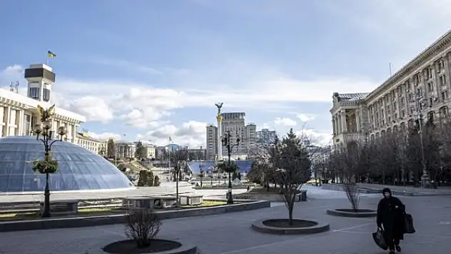 Kiev'de sokağa çıkma yasağı pazartesiye kadar uzatıldı