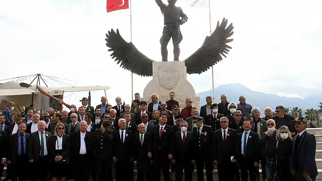 Türk havacılık tarihinin ilk pilotlarından Şehit Fethi Bey Fethiye'de anıldı