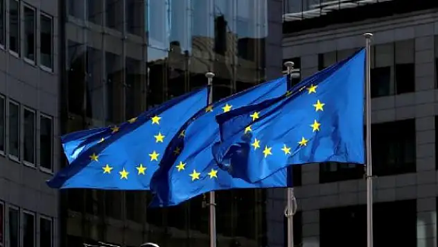 AB Komisyonu: Ukrayna ve Moldova Avrupa elektrik şebekesine bağlanacak