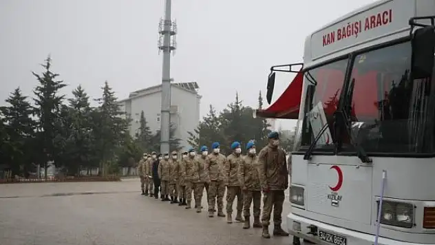 Jandarmadan  'İyi ki varsın kan dostum' kampanyasına destek