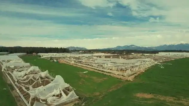 Antalya'yı hortum vurdu