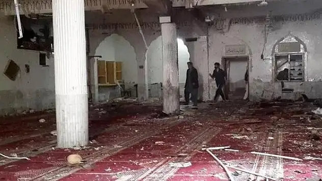 Pakistan Peşaver kentinde bombalı saldırı: 56 kişi hayatını kaybetti