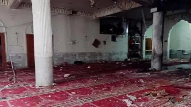 Pakistan'da Şiilere ait camiye düzenlenen intihar saldırısını DEAŞ üstlendi