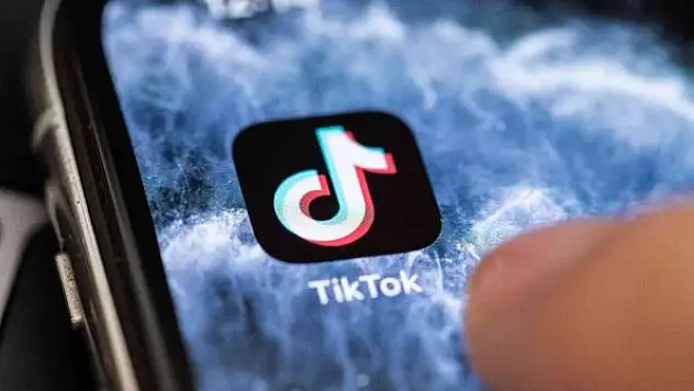 TikTok Rusya'da bazı hizmetlerini askıya aldı