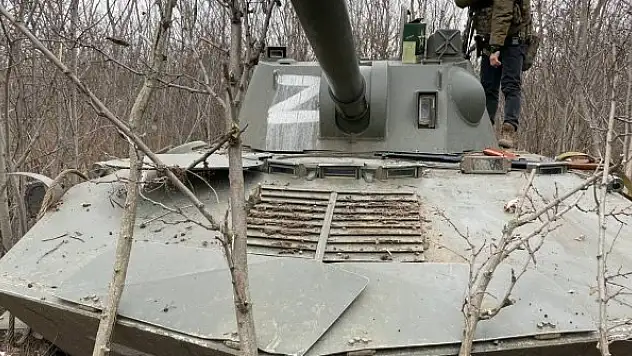 Ukrayna ordusu, Harkov'da Rus tankları ve zırhlı araçlarını imha etti