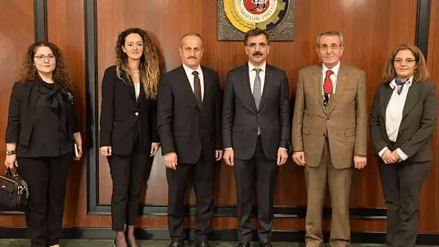 'Amaç kadınları iş piyasasında ayakta tutmak'