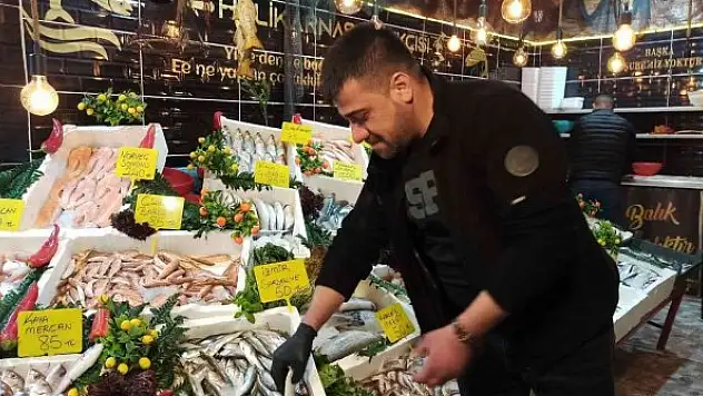 Balıkçılar balığa ilgiden memnun