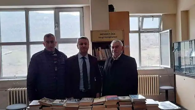 Okurseverlerden öğrencilerin kütüphanesine destek