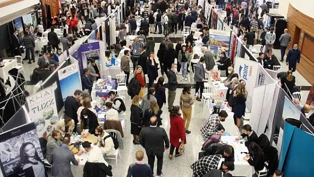 1 yıl aradan sonra turizmde öğrenci-sektör buluşması