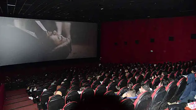 Kırsalda yaşayan çocuklar sinema keyfi yaşadı