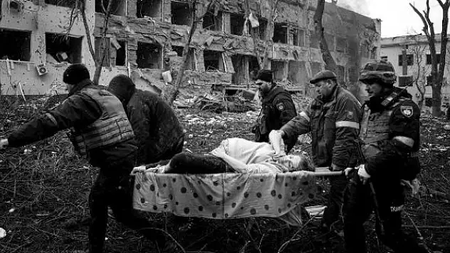 Ukrayna: Mariupol'dan sivilleri çıkarmamıza izin verilmiyor