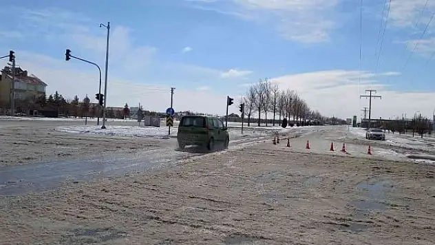 Konya'da şehirler arası yollar ulaşıma açıldı