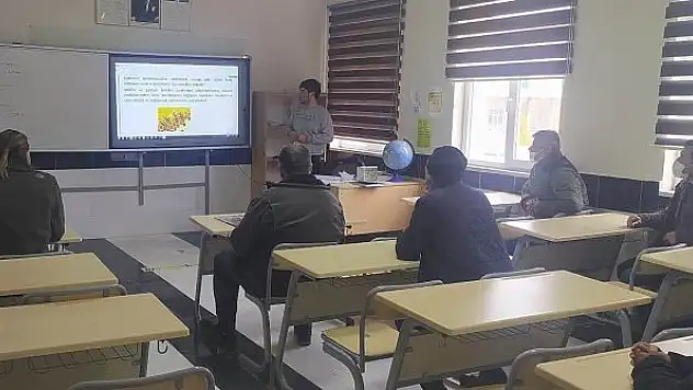 Pazarlar'da 'Arıcılık Yetiştiriciliği Kursu'na ilgi