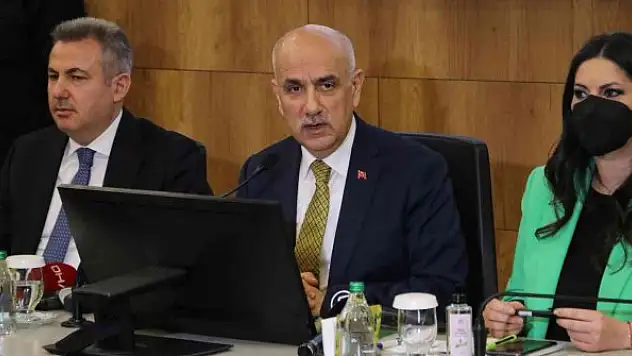 Bakan Kirisci: 'Önce kendi insanımızı doyuracağız'