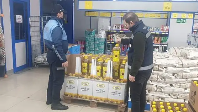 Çaldıran'da fahiş fiyat ve stokçuluk denetimi