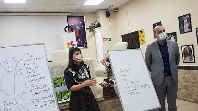 Kadına yönelik şiddetle mücadeleye dikkat çektiler