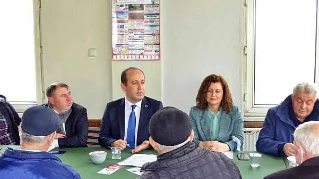 Çiftçilere ayçiçeği bilgilendirmesi