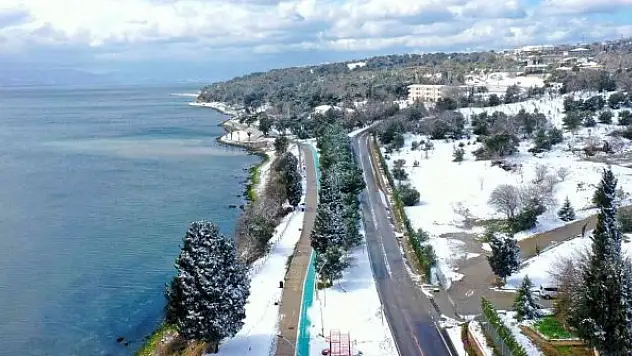 Kocaeli'nin kar manzarası mest etti