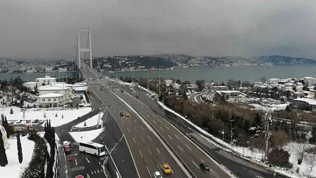 İstanbul'da sürücüler uyarılara uydu