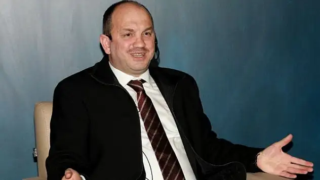 Aynalıkavak Sohbetlerinin Mart ayı onur konuğu Akdere oldu