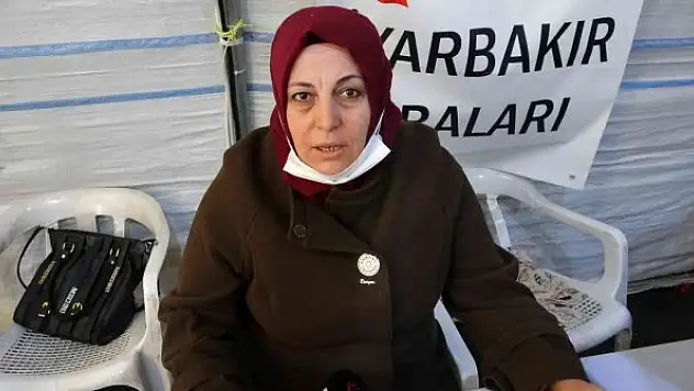 Astım ve şeker hastası anne 923 gündür evladının yolunu gözlüyor