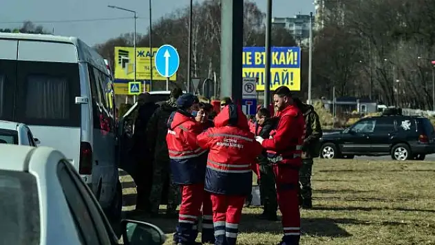 Yavoriv'deki yaralı askerler Lviv'e gönderiliyor