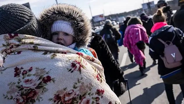 Kiev ve Luhansk bölgelerinde birer tahliye yolu daha açıldı