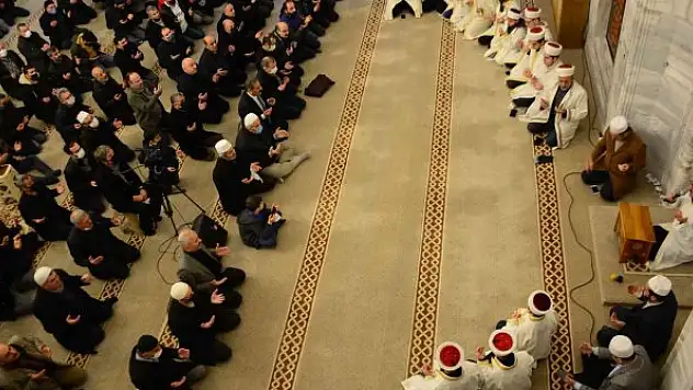 450 yıllık camide, 500 yıllık gelenek