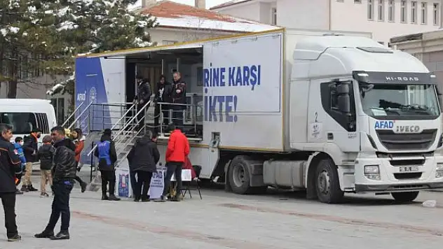 Gerçeği aratmayan 6.8 şiddetli deprem eğitimi