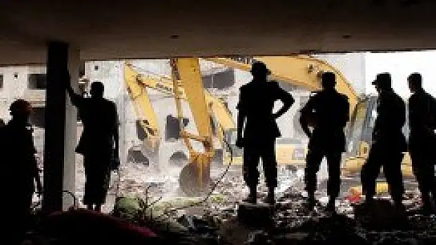 Bangladeş'te ölü sayısı 1127 oldu