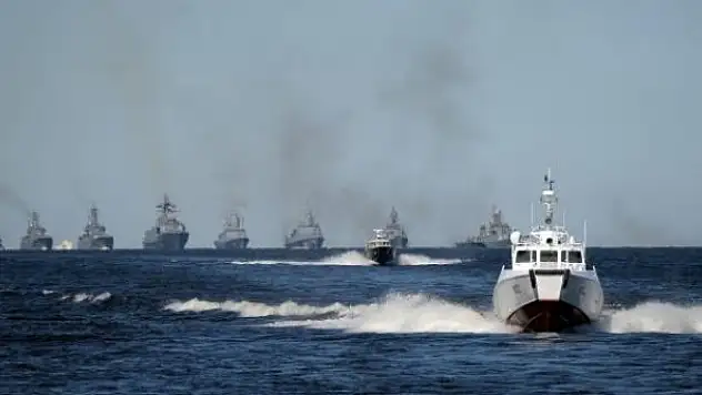 Rus donanma unsurları Japonya'nın kuzeyinden geçti