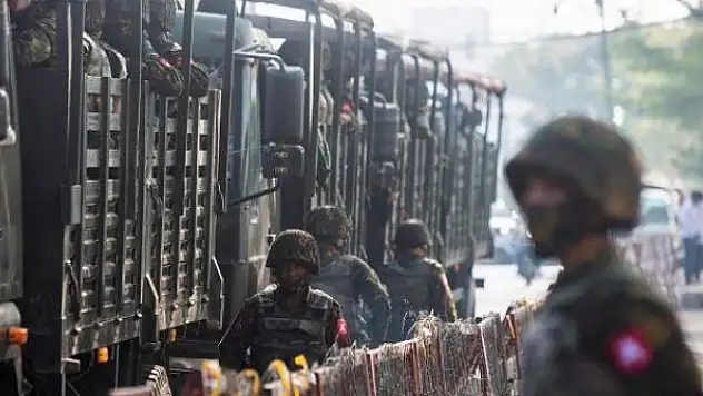 BM'den 'Myanmar ordusu hesap versin' çağrısı