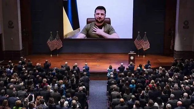 Zelenskiy'den ABD Kongresi'ne: 'Hava sahasını kapatamıyorsanız bize uçak verin'