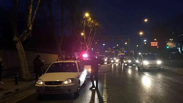 Narkotik köpekli trafik denetimi, araçlar didik didik arandı