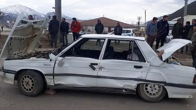 Isparta'da trafik kazası: 2 yaralı