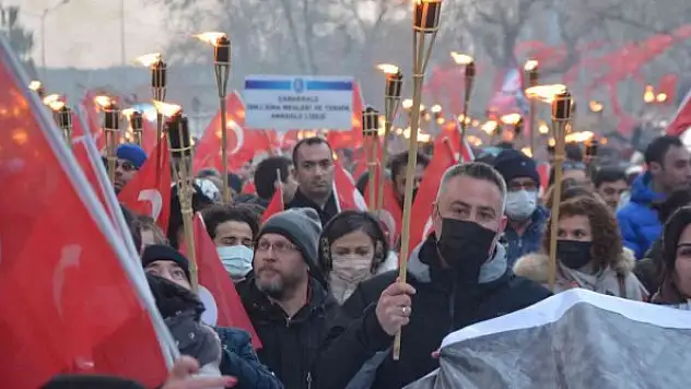 Çanakkale'de fener alayı