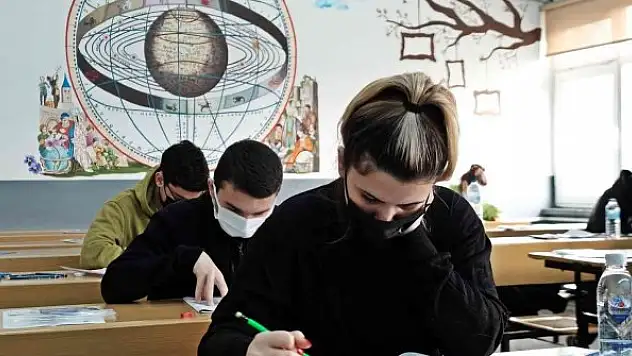 Gençler TYT provasında ter döktü