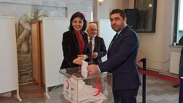 Kızılay'da Halil Aydın güven tazeledi