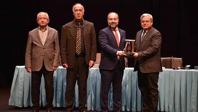 Büyükşehir'den 'Mehmet Akif Ersoy'a Saygı' kitabı