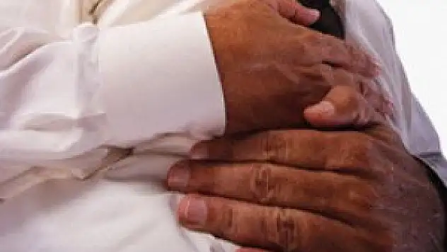 Reflü hastalarına oruç uyarısı