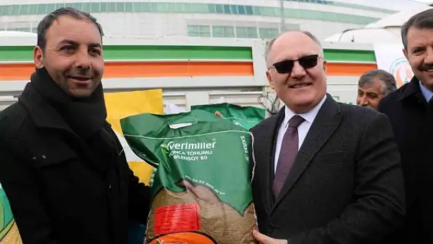 Çiftçiye tam destek, tonlarca tohum ücretsiz dağıtıldı