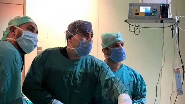 40 yıldır sadece sıvı gıda ile beslenen hasta sağlığına kavuştu