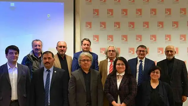 Bilecik'te Mart Çanakkale Zaferi adlı panel düzenlendi