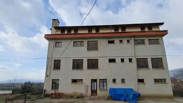 2 milyon liralık yatılı Kur'an kursu çürümeye terk edildi