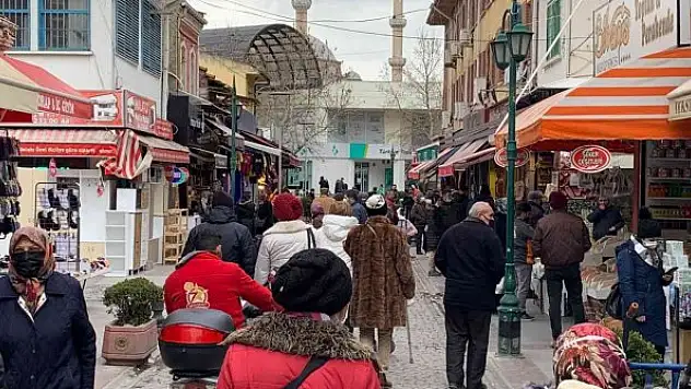 Ramazanın bereketi çarşıya yansımaya başladı